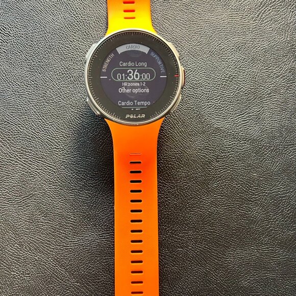 Polar Watch Vantage V -it has everything an athlete needs - Picture 2 of 13